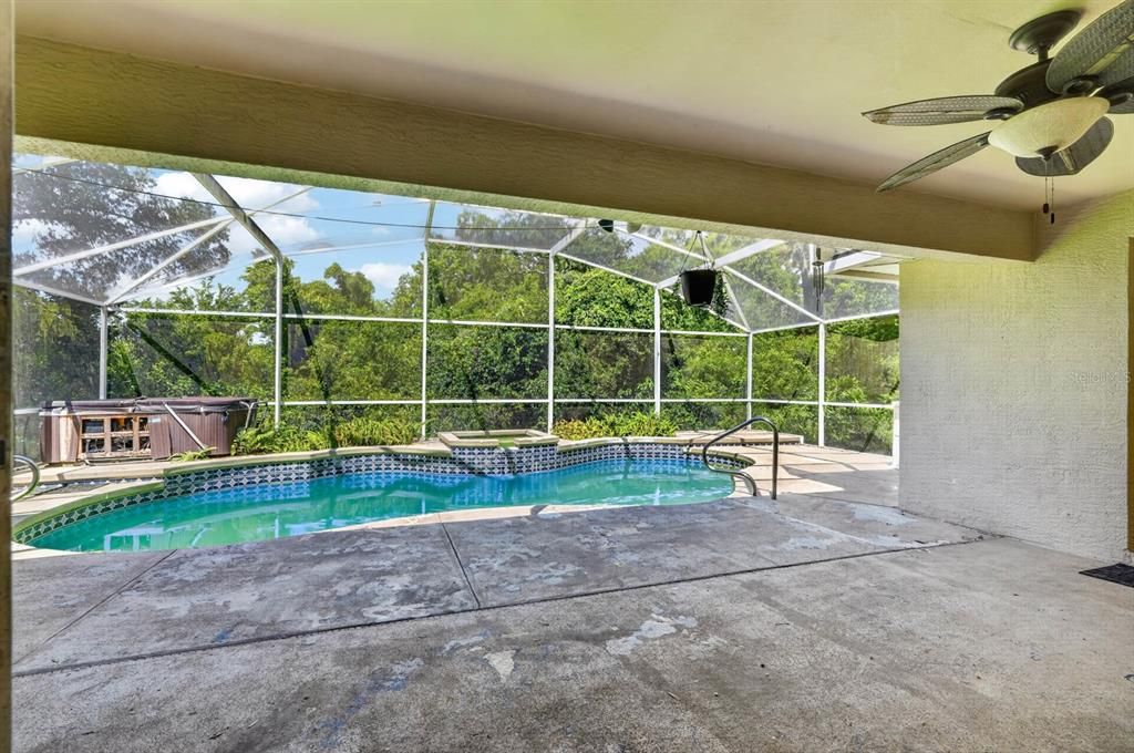 For Sale: $440,000 (3 beds, 2 baths, 2038 Square Feet)