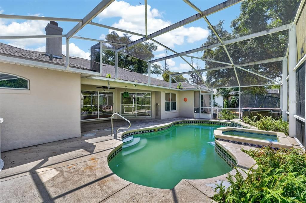 For Sale: $440,000 (3 beds, 2 baths, 2038 Square Feet)