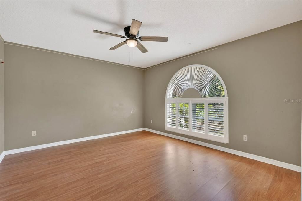 For Sale: $440,000 (3 beds, 2 baths, 2038 Square Feet)