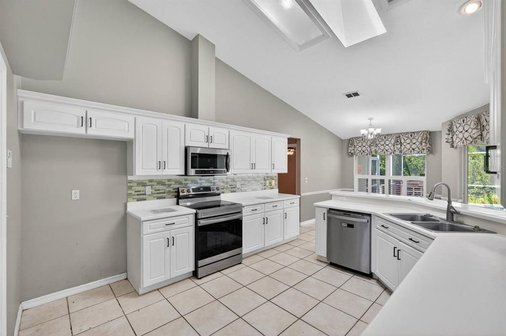 For Sale: $440,000 (3 beds, 2 baths, 2038 Square Feet)