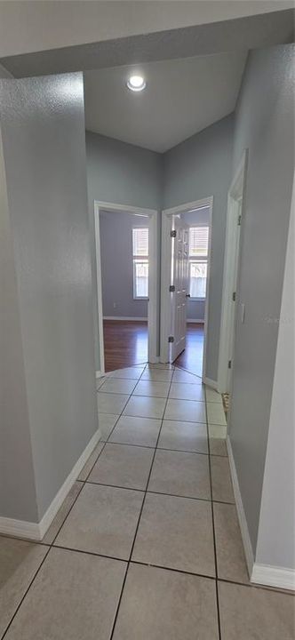 En Renta: $2,550 (4 camas, 2 baños, 2221 Pies cuadrados)