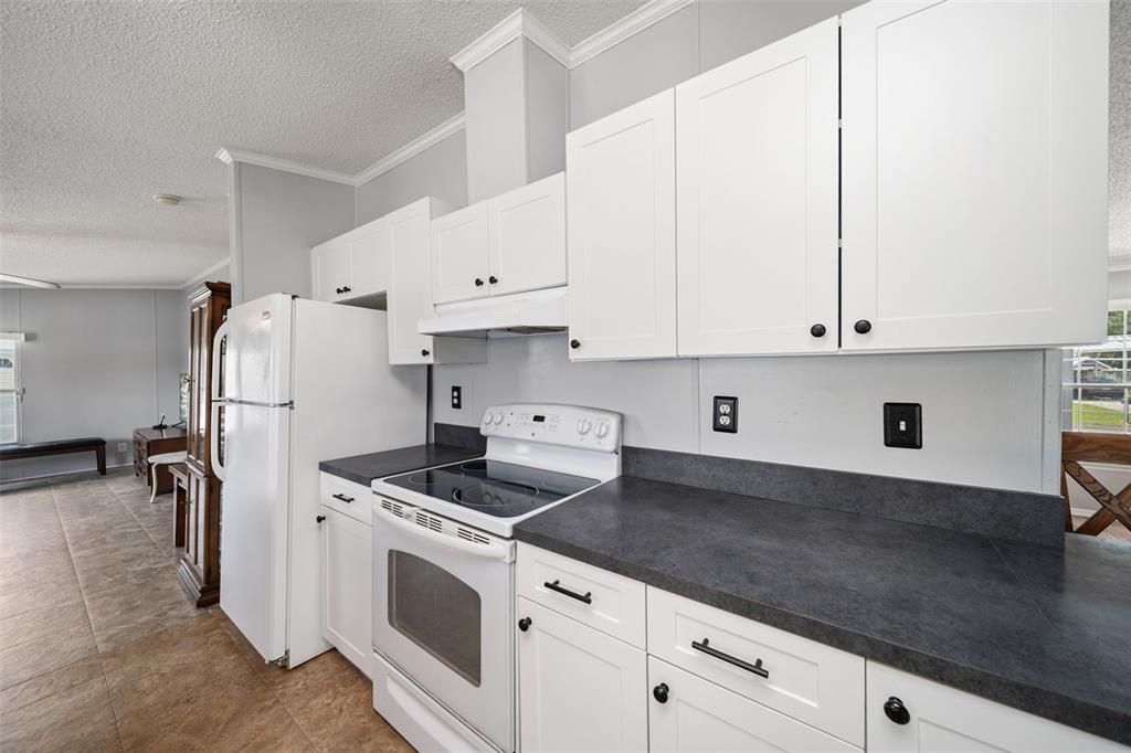 Activo con contrato: $239,900 (3 camas, 2 baños, 1508 Pies cuadrados)
