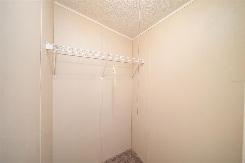 Activo con contrato: $239,900 (3 camas, 2 baños, 1508 Pies cuadrados)