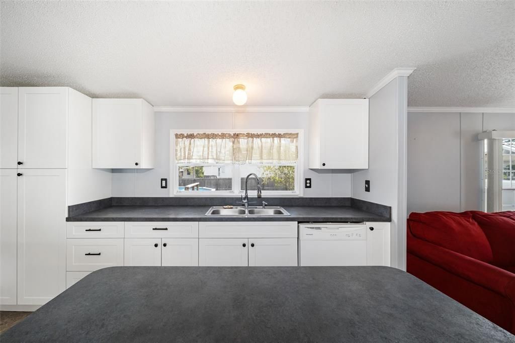 Activo con contrato: $239,900 (3 camas, 2 baños, 1508 Pies cuadrados)