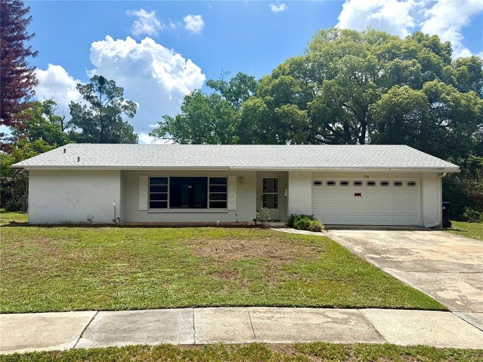 For Sale: $450,000 (4 beds, 2 baths, 1651 Square Feet)