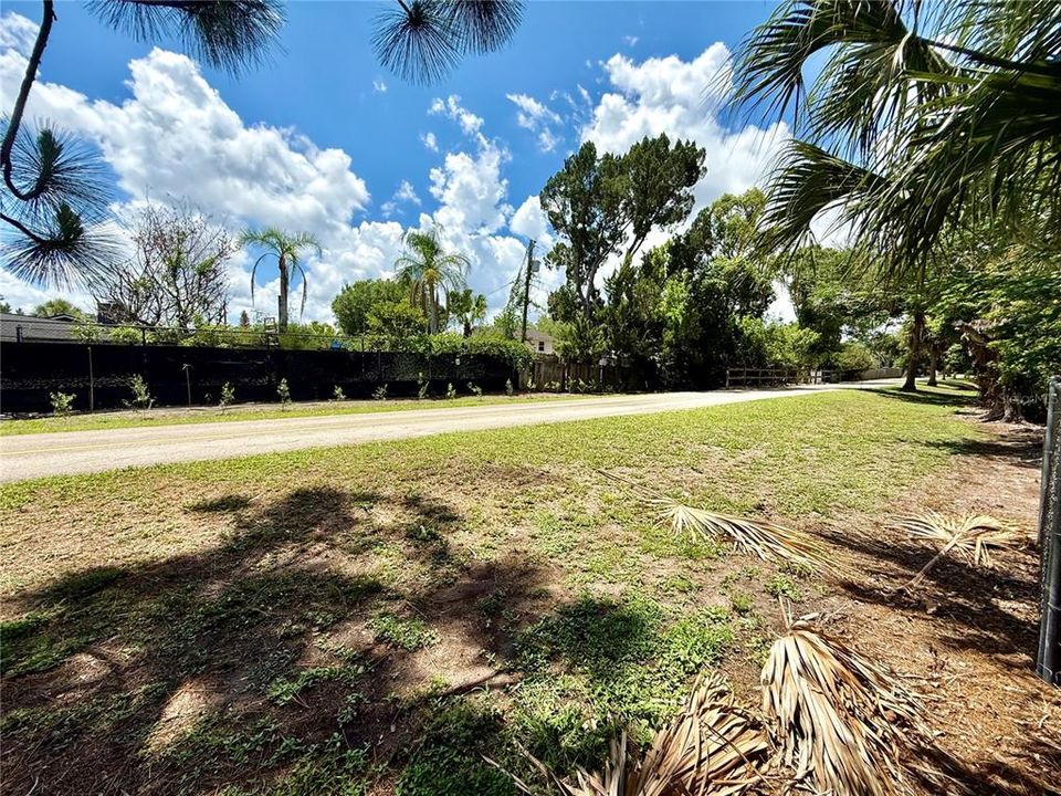 For Sale: $450,000 (4 beds, 2 baths, 1651 Square Feet)