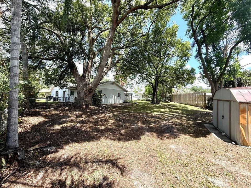 For Sale: $450,000 (4 beds, 2 baths, 1651 Square Feet)