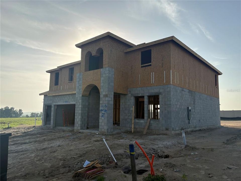 En Venta: $719,990 (5 camas, 4 baños, 3548 Pies cuadrados)