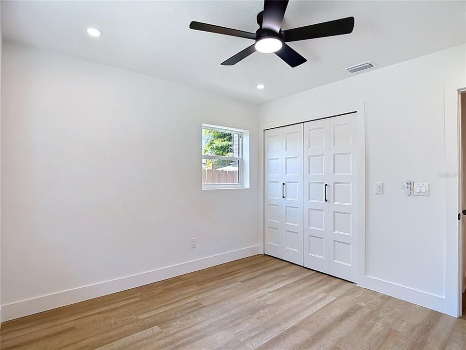 Activo con contrato: $569,000 (3 camas, 2 baños, 1523 Pies cuadrados)