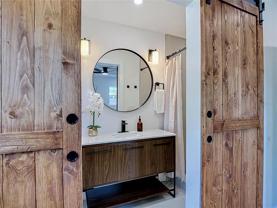 Activo con contrato: $569,000 (3 camas, 2 baños, 1523 Pies cuadrados)