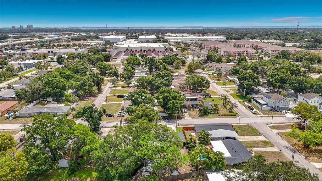 Activo con contrato: $569,000 (3 camas, 2 baños, 1523 Pies cuadrados)