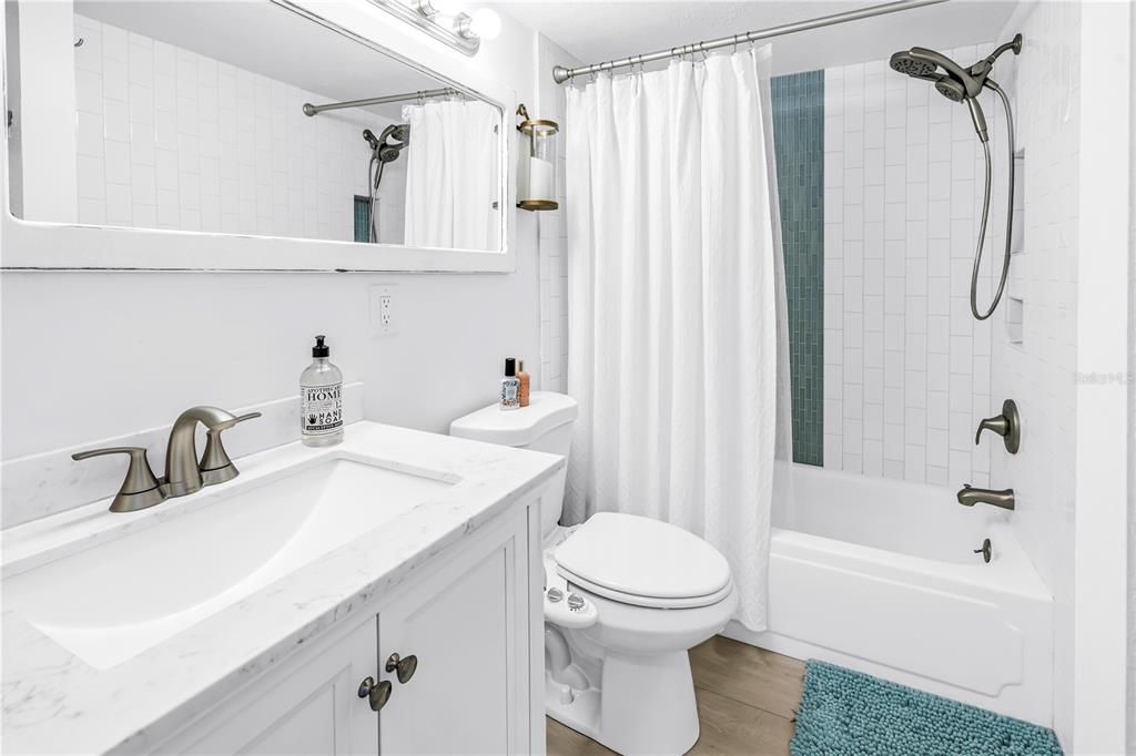 For Sale: $349,000 (1 beds, 1 baths, 480 Square Feet)
