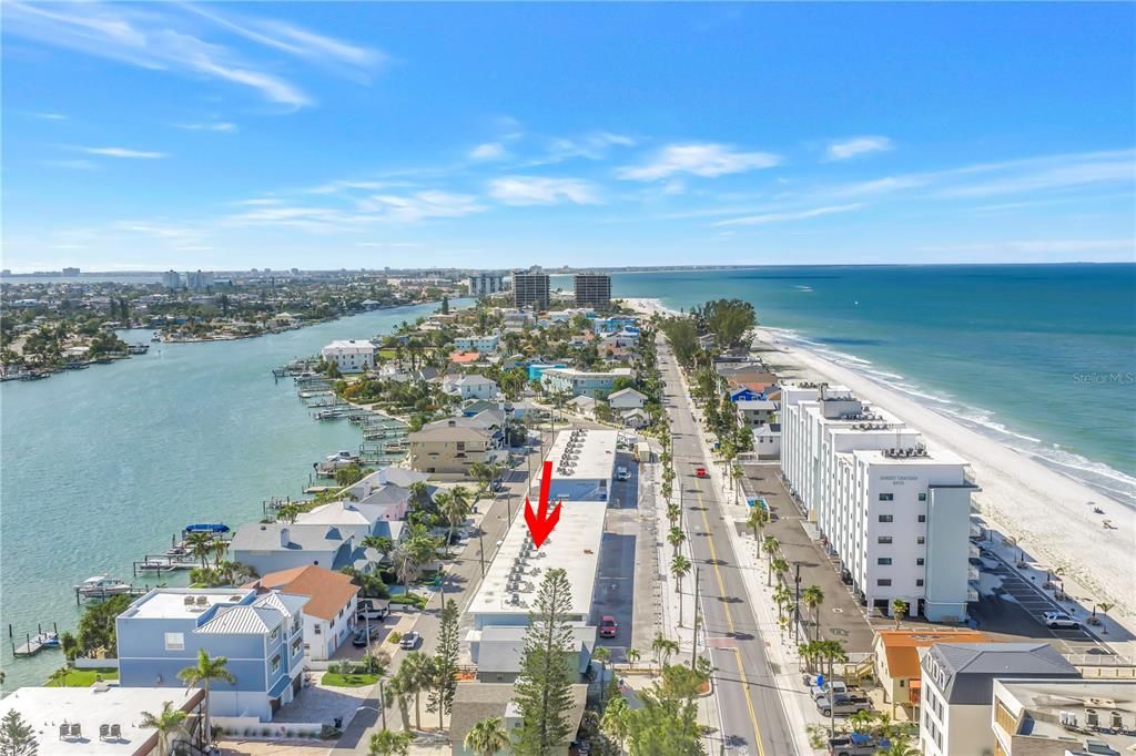 For Sale: $349,000 (1 beds, 1 baths, 480 Square Feet)