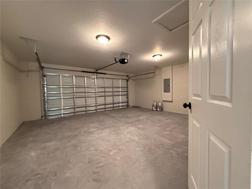 Active With Contract: $248,900 (3 beds, 2 baths, 1380 Square Feet)