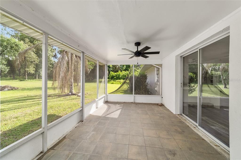 En Venta: $275,000 (2 camas, 2 baños, 1233 Pies cuadrados)