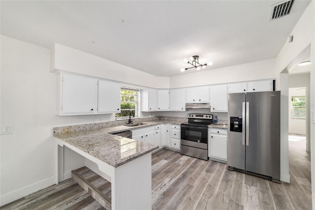 En Venta: $275,000 (2 camas, 2 baños, 1233 Pies cuadrados)