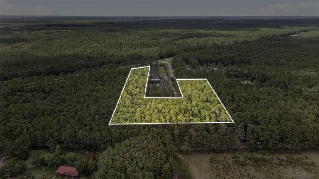 На продажу: $295,000 (6.64 acres)