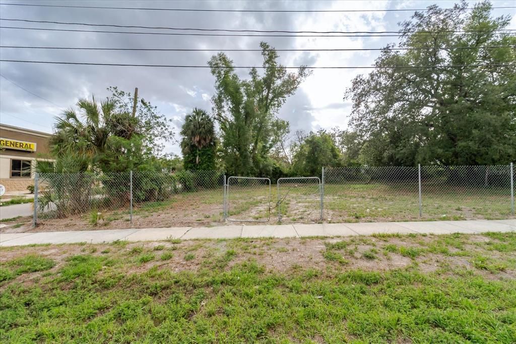 For Sale: $534,000 (0.35 acres)