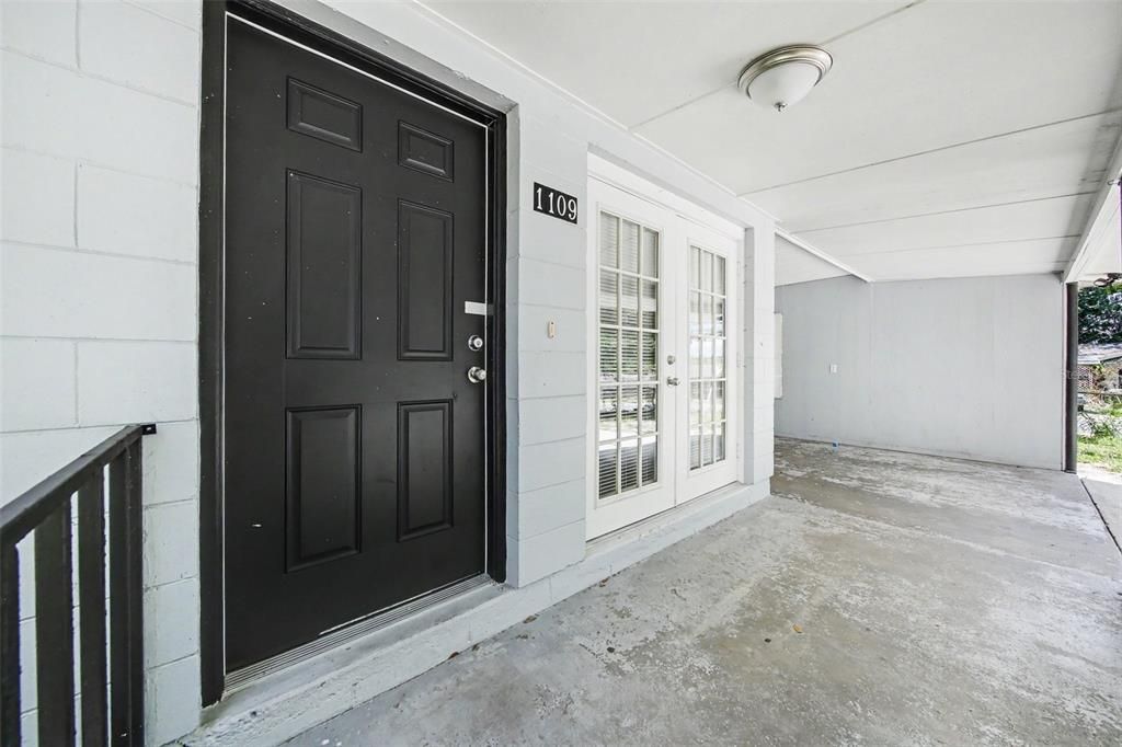 For Sale: $229,900 (3 beds, 1 baths, 1010 Square Feet)