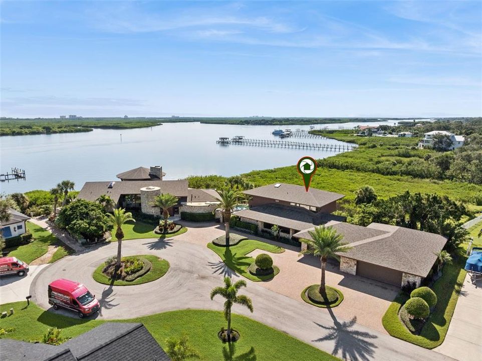For Sale: $6,498,000 (5 beds, 5 baths, 8138 Square Feet)