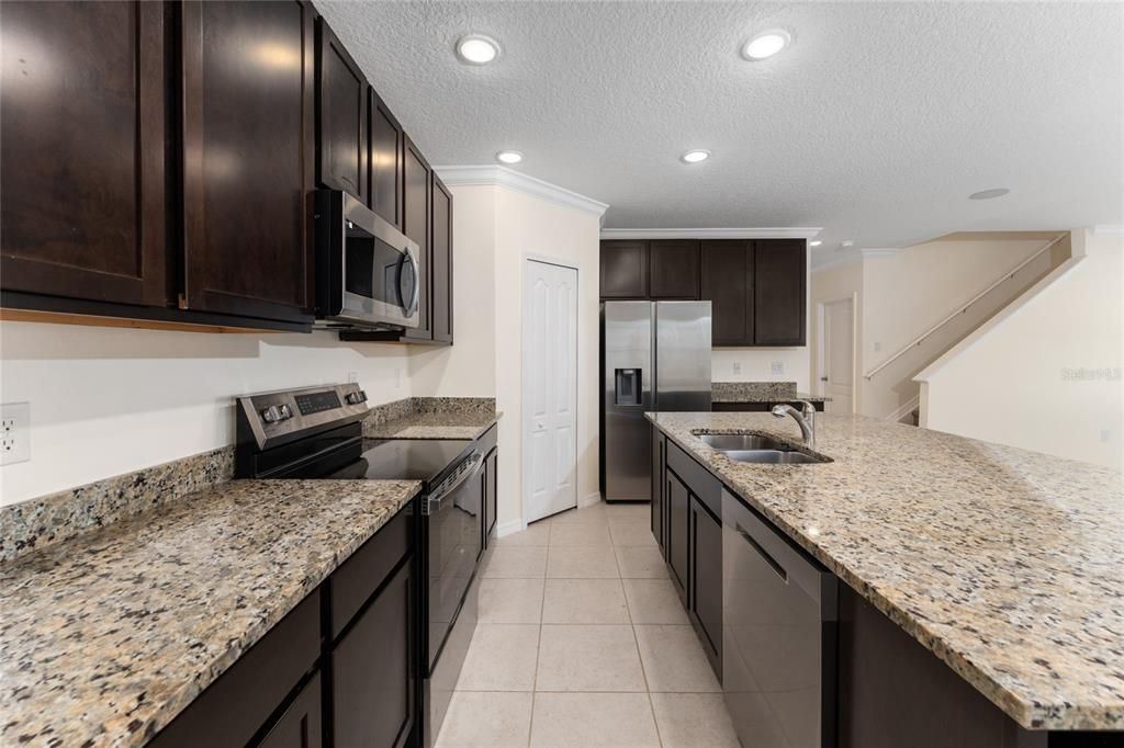 For Sale: $590,000 (5 beds, 3 baths, 3126 Square Feet)