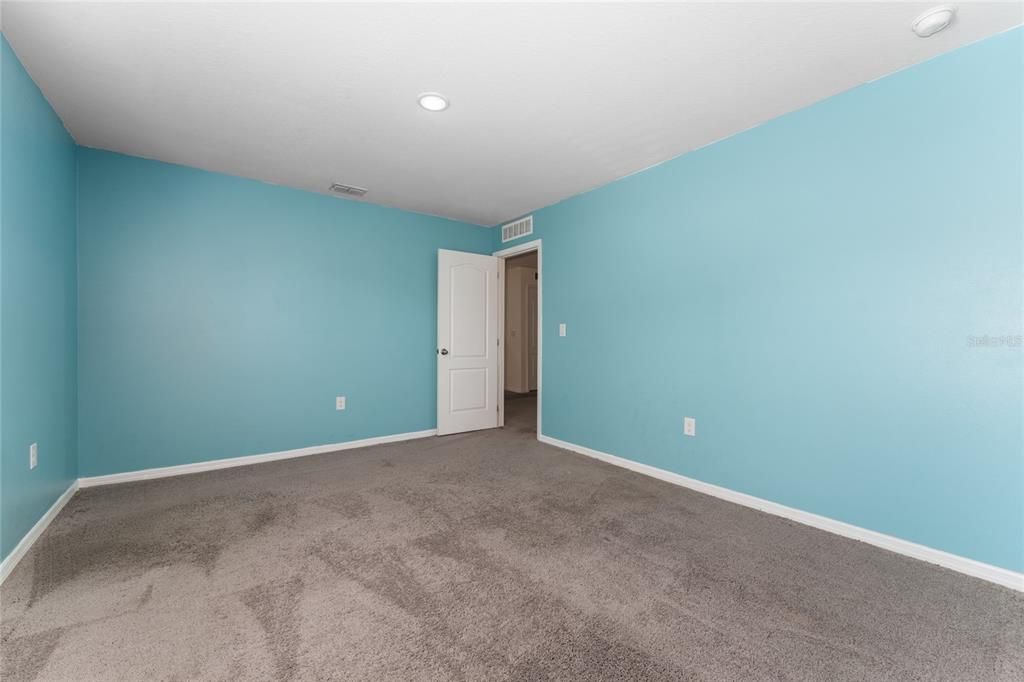 For Sale: $590,000 (5 beds, 3 baths, 3126 Square Feet)