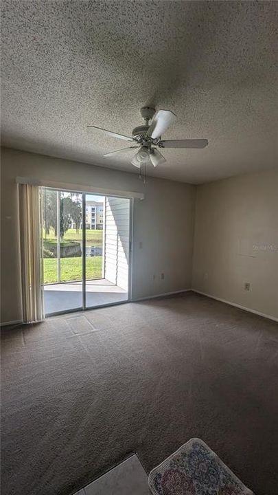 В аренду: $1,300 (1 спален, 1 ванн, 733 Квадратных фут)
