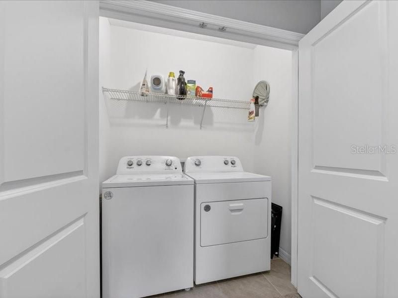 На продажу: $325,000 (3 спален, 2 ванн, 1802 Квадратных фут)