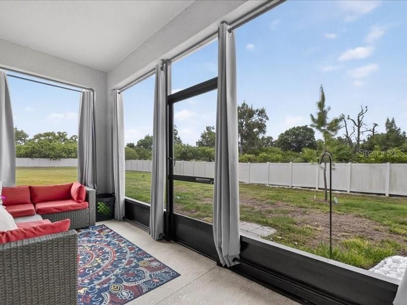 На продажу: $325,000 (3 спален, 2 ванн, 1802 Квадратных фут)