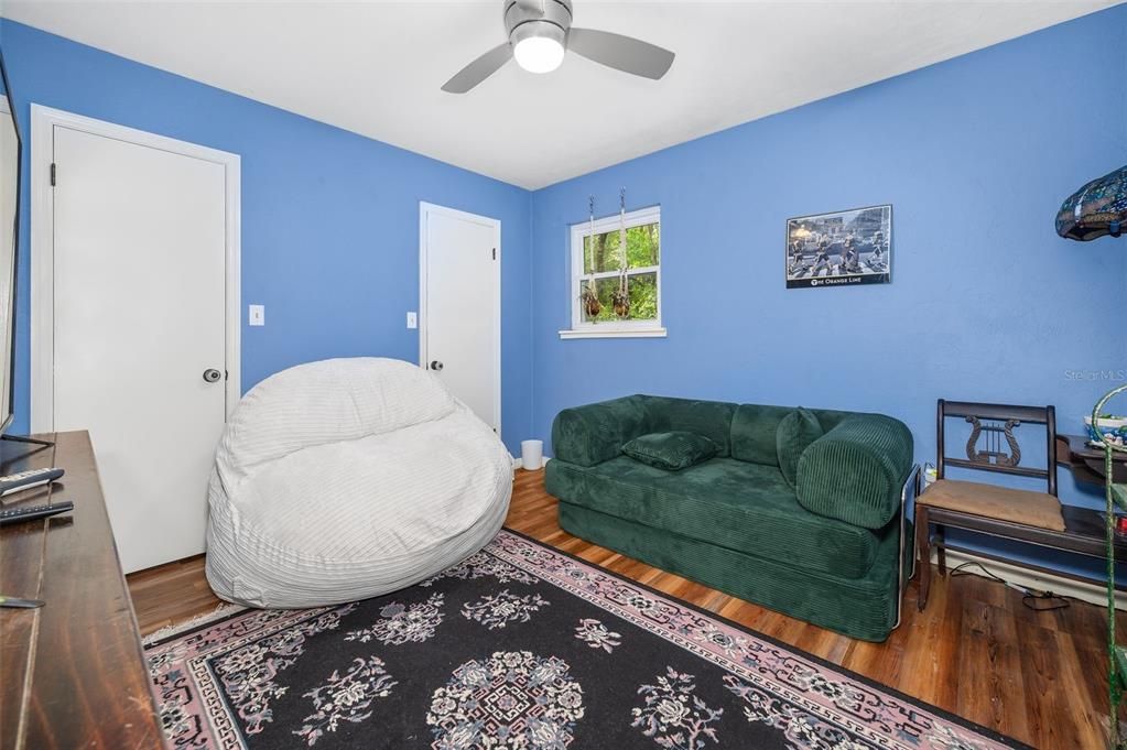 For Sale: $499,000 (2 beds, 2 baths, 1900 Square Feet)
