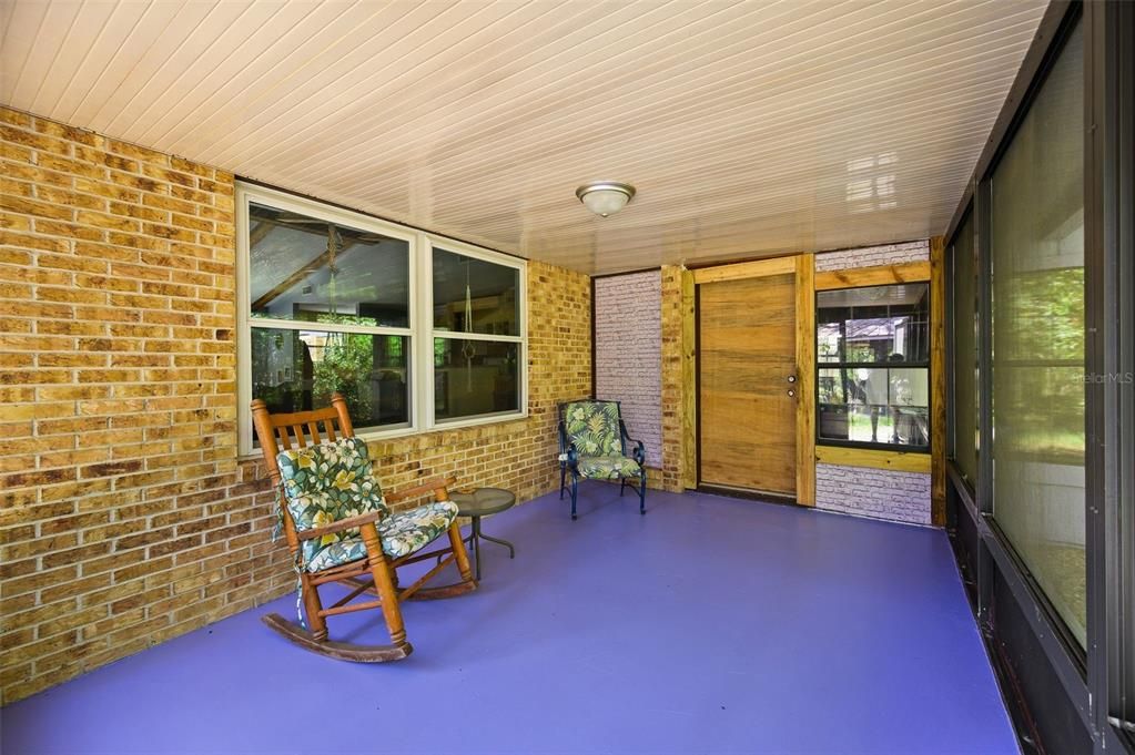 For Sale: $499,000 (2 beds, 2 baths, 1900 Square Feet)