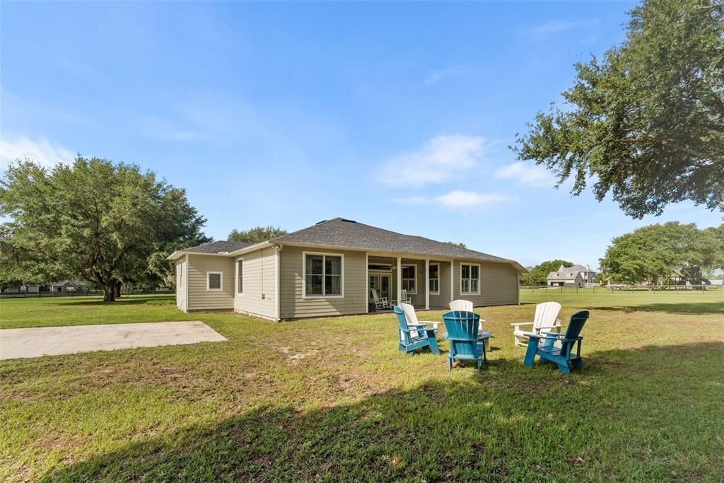 For Sale: $579,000 (3 beds, 2 baths, 2394 Square Feet)