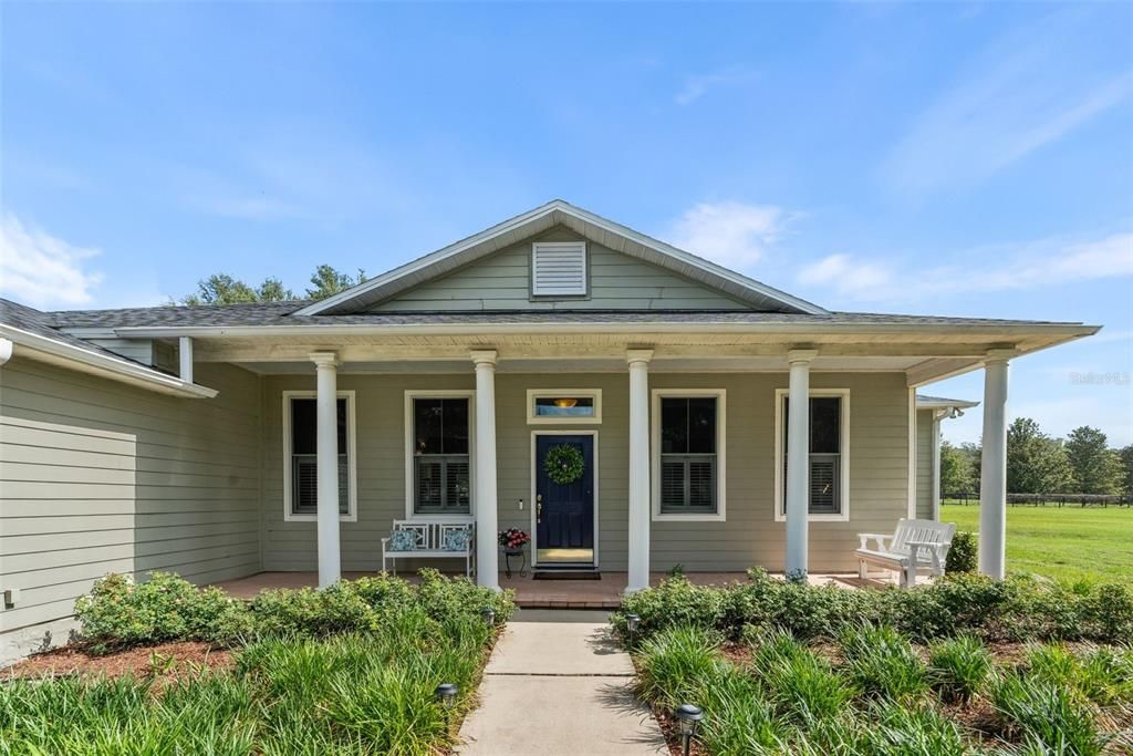 For Sale: $579,000 (3 beds, 2 baths, 2394 Square Feet)
