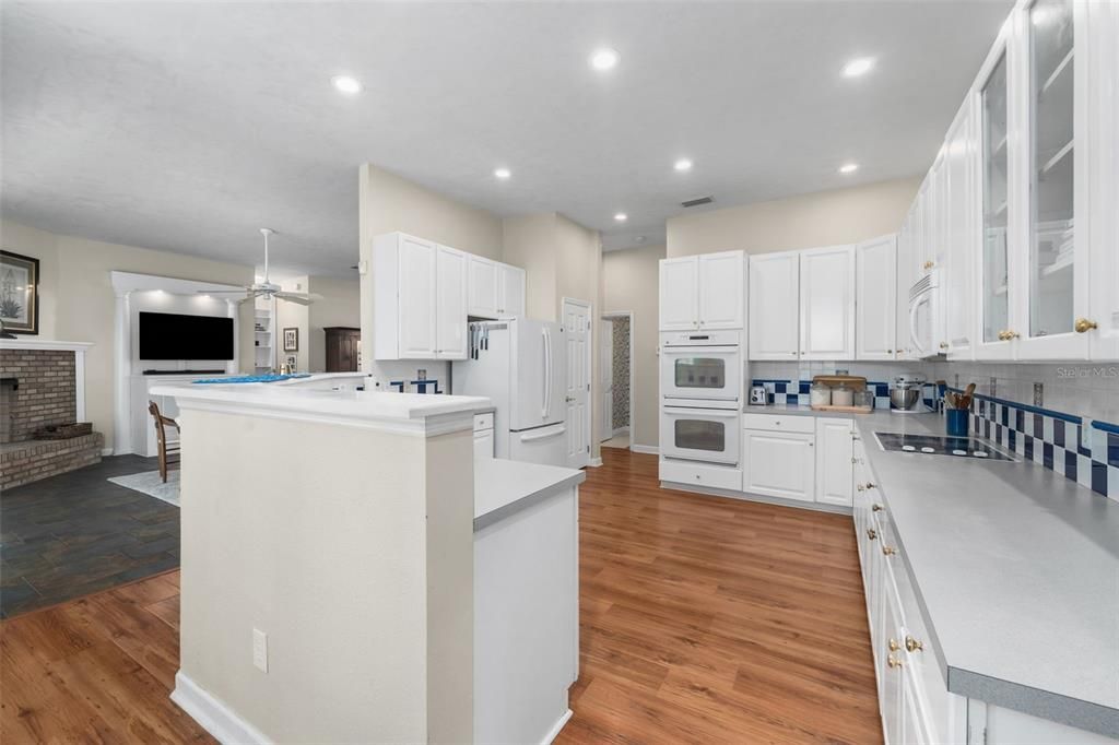 For Sale: $579,000 (3 beds, 2 baths, 2394 Square Feet)