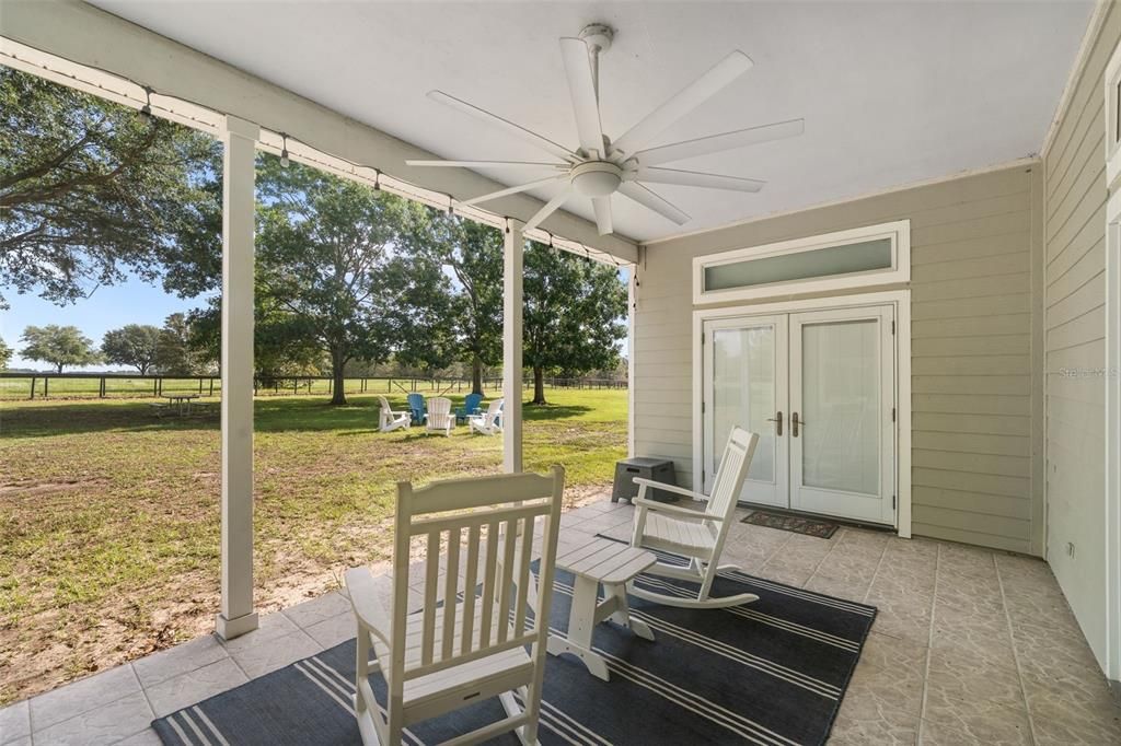 For Sale: $579,000 (3 beds, 2 baths, 2394 Square Feet)