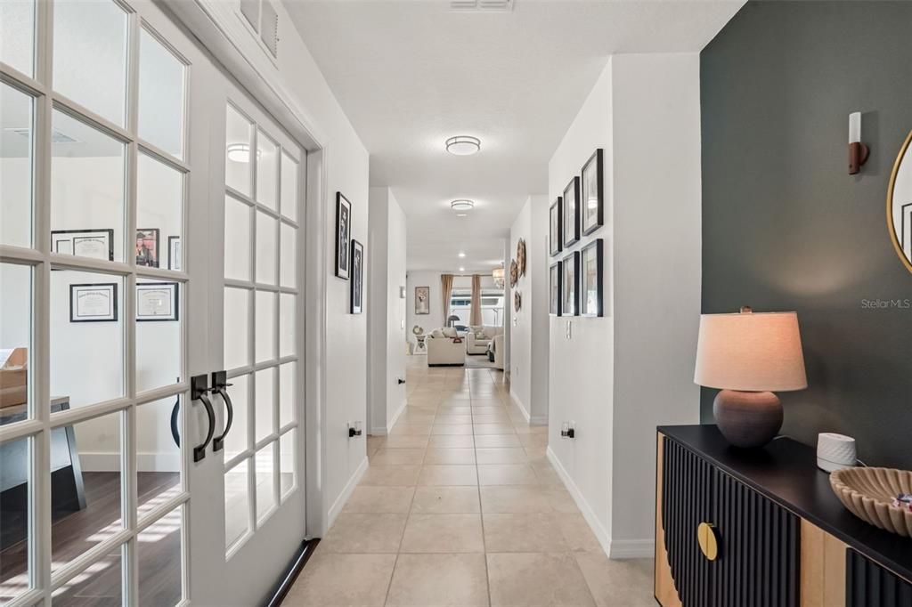 En Venta: $450,000 (4 camas, 3 baños, 2960 Pies cuadrados)