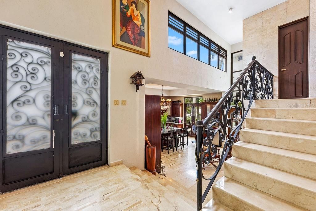 En Venta: $2,500,000 (4 camas, 4 baños, 5026 Pies cuadrados)