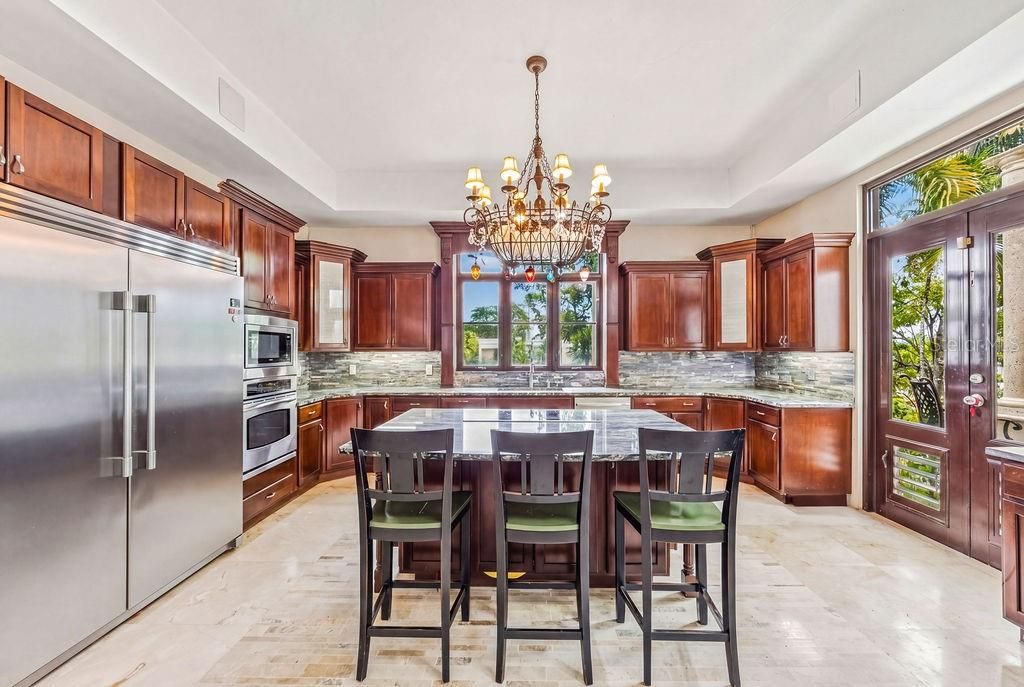 En Venta: $2,500,000 (4 camas, 4 baños, 5026 Pies cuadrados)