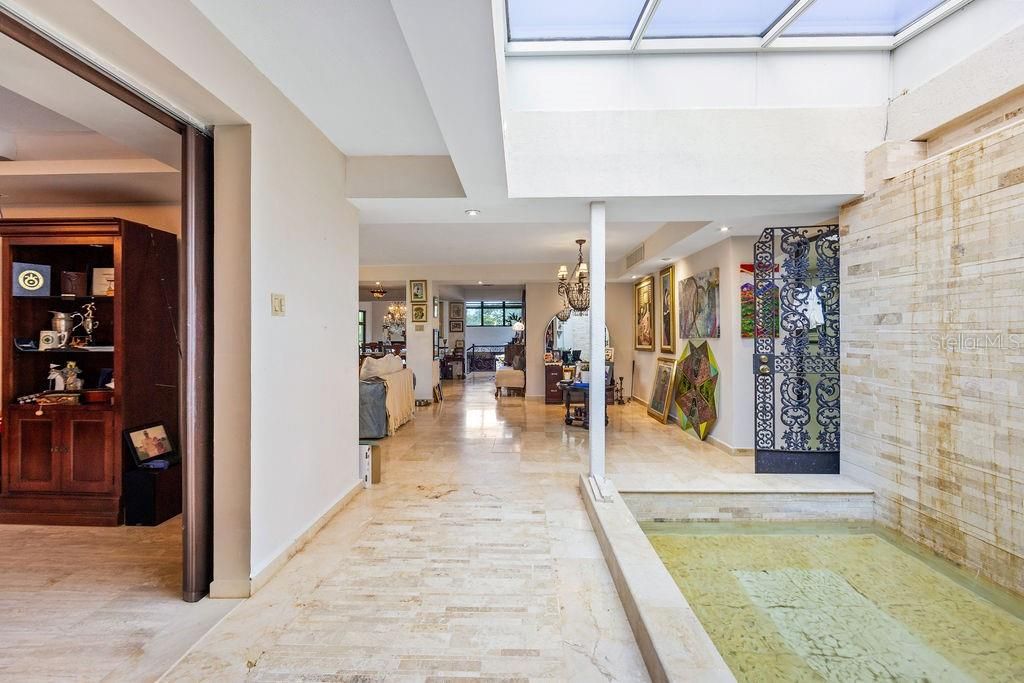 En Venta: $2,500,000 (4 camas, 4 baños, 5026 Pies cuadrados)