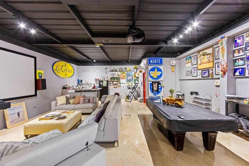 En Venta: $2,500,000 (4 camas, 4 baños, 5026 Pies cuadrados)