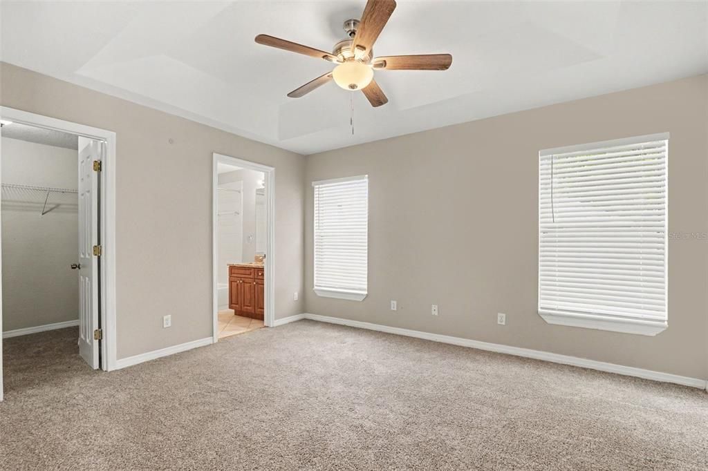 For Sale: $324,900 (3 beds, 2 baths, 1129 Square Feet)