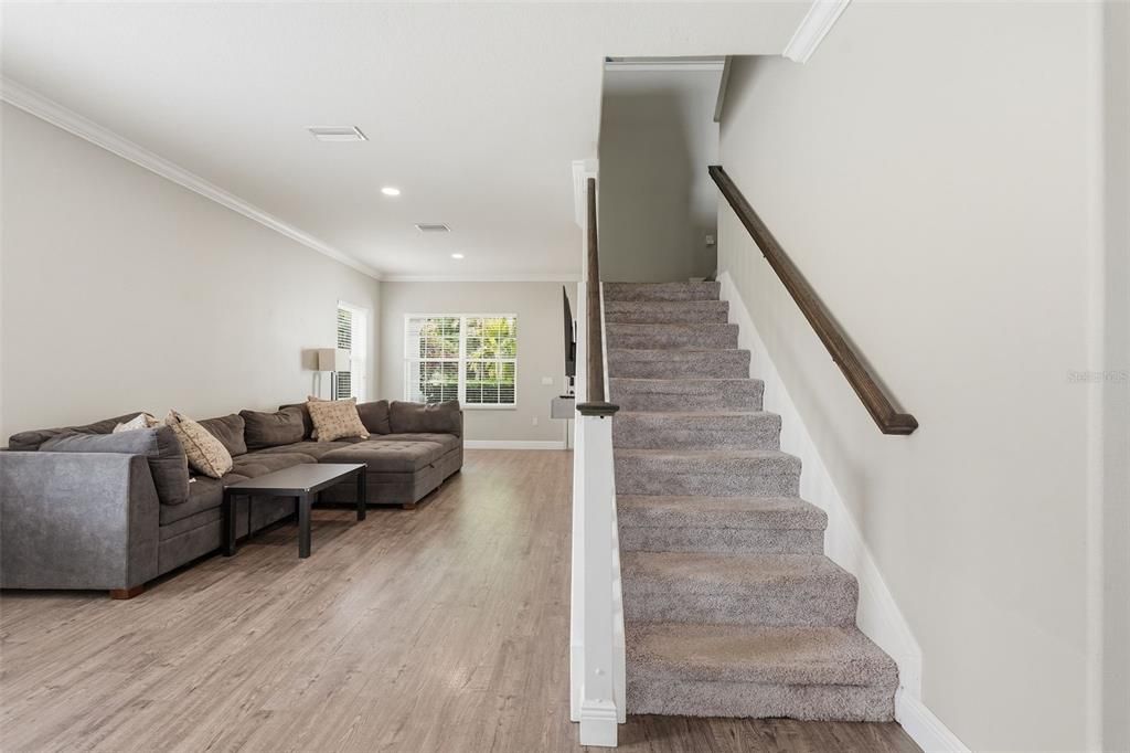 En Venta: $574,900 (5 camas, 3 baños, 2652 Pies cuadrados)
