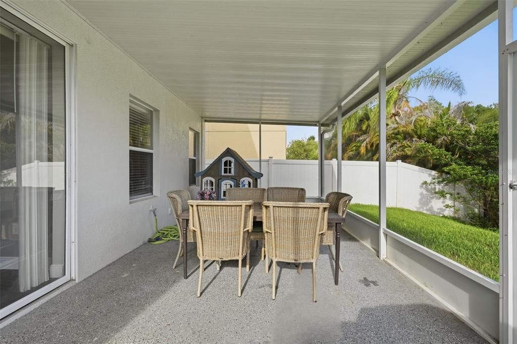 En Venta: $574,900 (5 camas, 3 baños, 2652 Pies cuadrados)