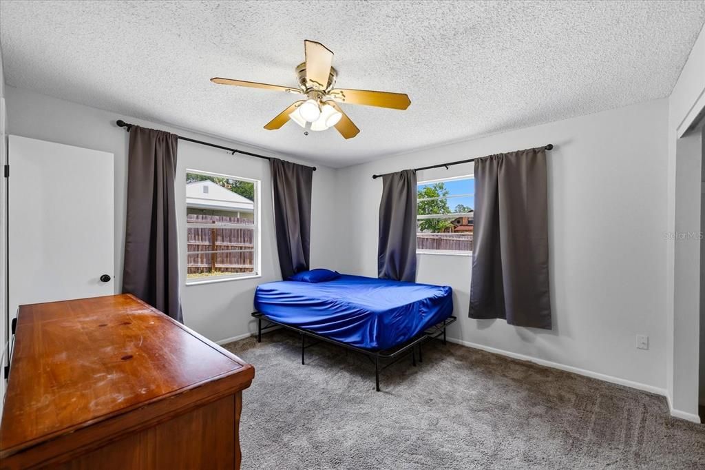 For Sale: $360,000 (3 beds, 2 baths, 1180 Square Feet)