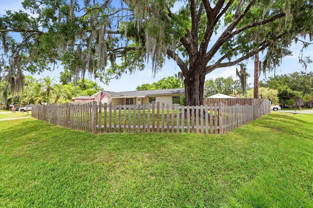 For Sale: $360,000 (3 beds, 2 baths, 1180 Square Feet)