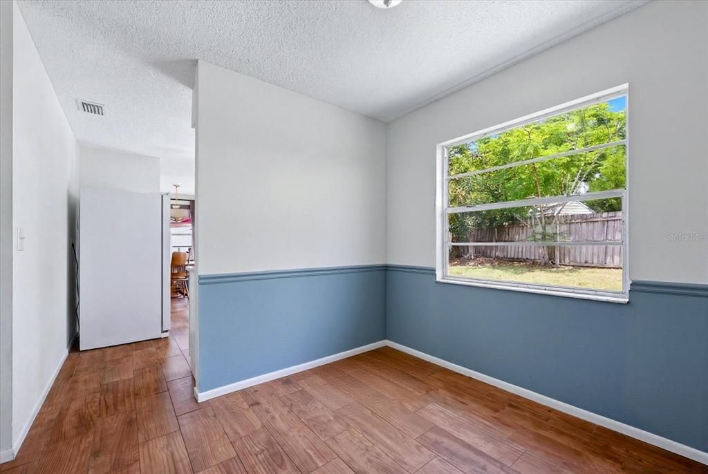 For Sale: $360,000 (3 beds, 2 baths, 1180 Square Feet)