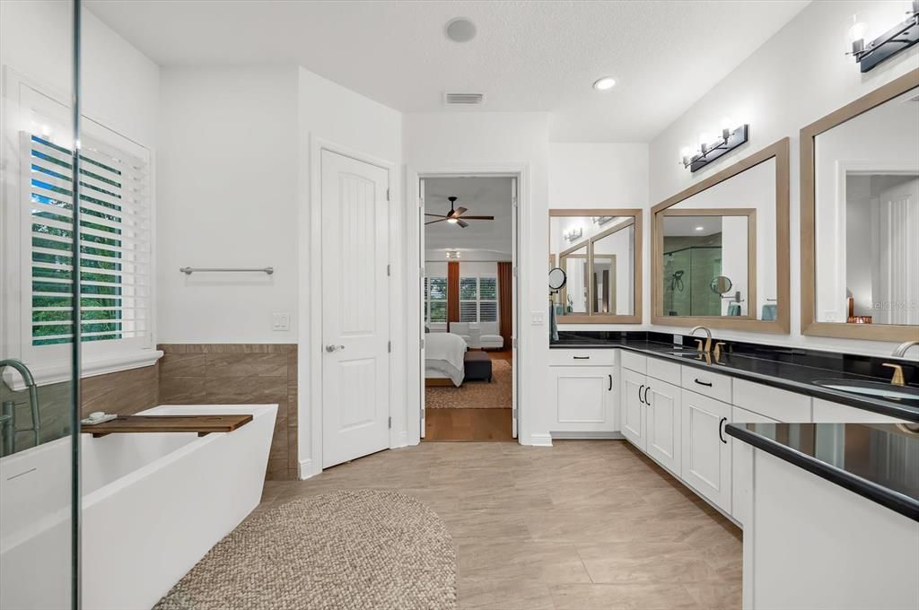 For Sale: $1,800,000 (5 beds, 4 baths, 4248 Square Feet)