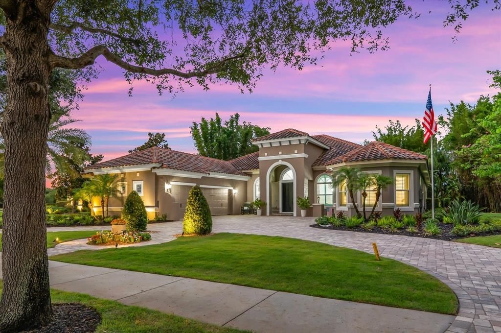 For Sale: $1,800,000 (5 beds, 4 baths, 4248 Square Feet)
