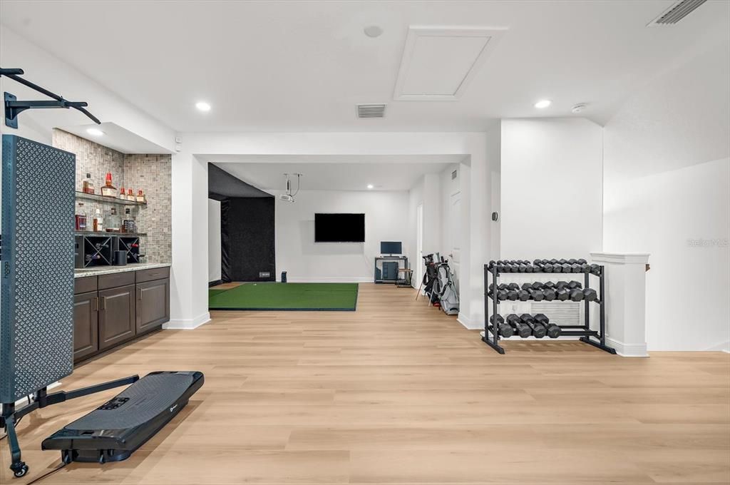 For Sale: $1,800,000 (5 beds, 4 baths, 4248 Square Feet)