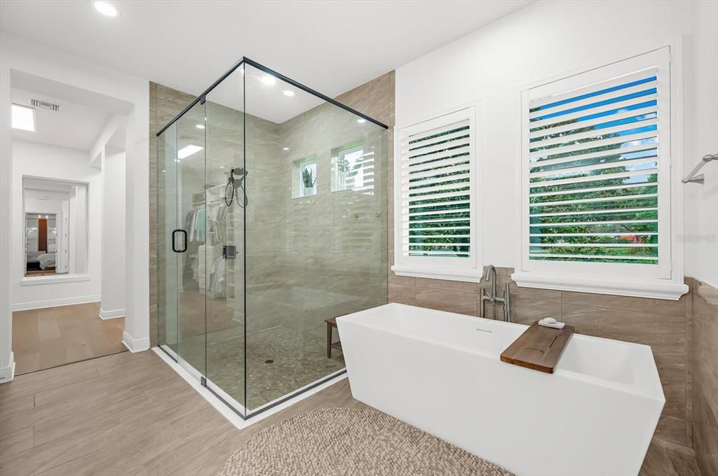 For Sale: $1,800,000 (5 beds, 4 baths, 4248 Square Feet)